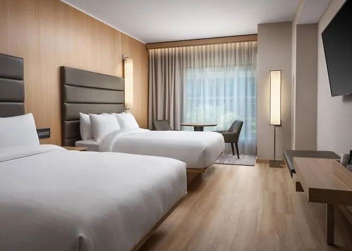 Ac By Marriott Downtown Hotel