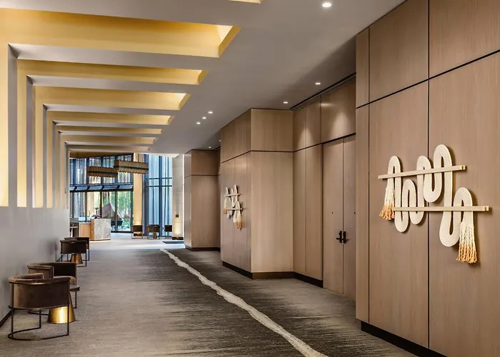 Hotel Ac By Marriott Downtown 3*
