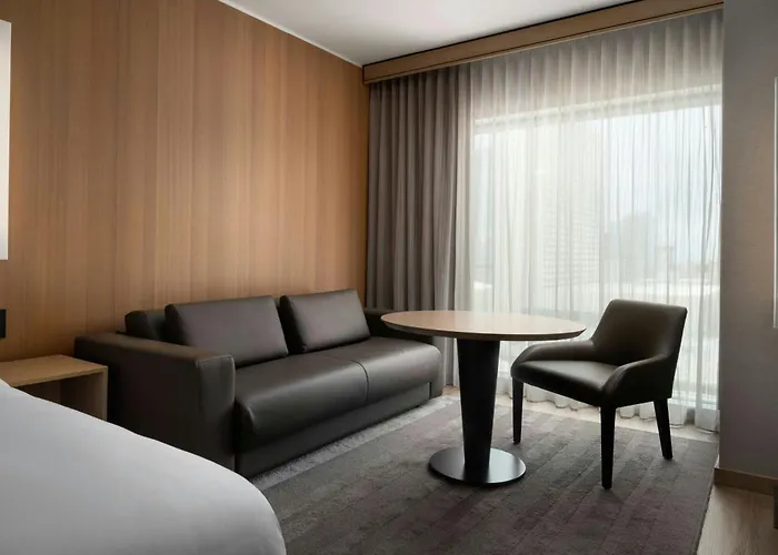 Hotel Ac By Marriott Downtown Phoenix