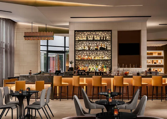 Hotel Ac By Marriott Downtown 3*